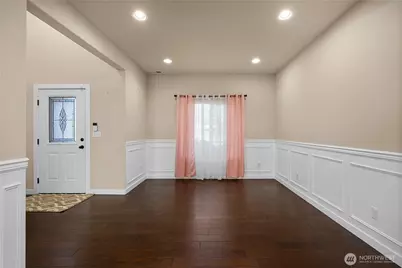 11410 Waller Road E, Tacoma, WA 98446 - Photo 4