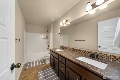 11410 Waller Road E, Tacoma, WA 98446 - Photo 24