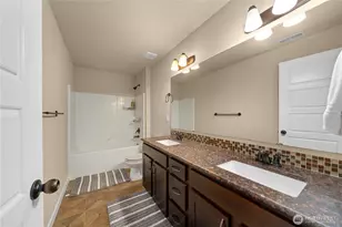 11410 Waller Rd E, Tacoma, WA 98446 - Photo 24