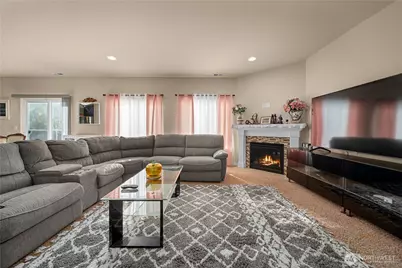 11410 Waller Road E, Tacoma, WA 98446 - Photo 10