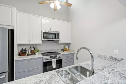 820 E Cady Rd #A304, Everett, WA 98203 - Photo 14