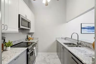 820 E Cady Rd #A304, Everett, WA 98203 - Photo 12