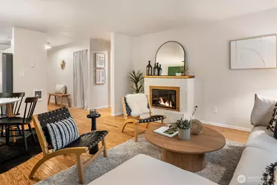 3820 NE 155th Place #403, Lake Forest Park, WA 98155 - Photo 4