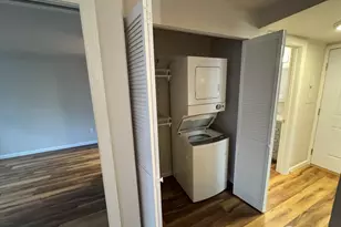 1455 E Harrison St, Seattle, WA 98112 - Photo 14