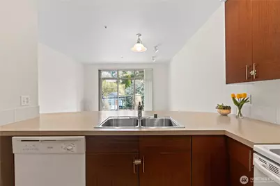 910 Gladstone Street #103, Bellingham, WA 98229 - Photo 12