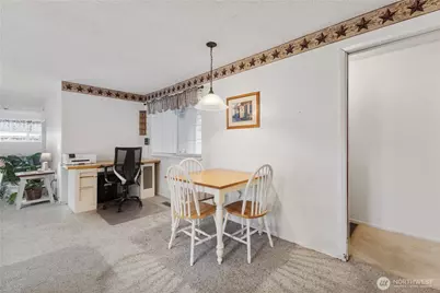 10730 Rampart Drive E, Puyallup, WA 98374 - Photo 8