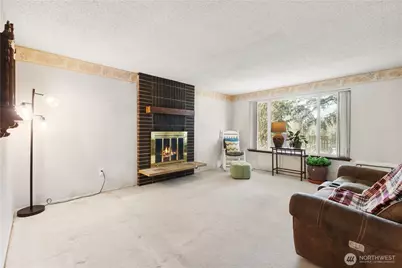 10730 Rampart Drive E, Puyallup, WA 98374 - Photo 4