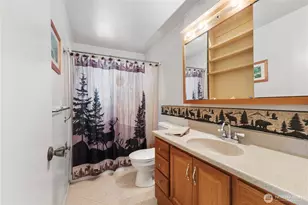 10730 Rampart Dr E, Puyallup, WA 98374 - Photo 16