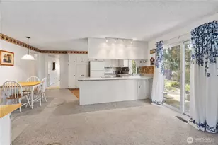 10730 Rampart Dr E, Puyallup, WA 98374 - Photo 10