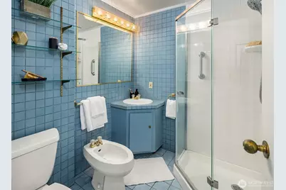 1600 43rd Avenue E #212, Seattle, WA 98112 - Photo 22