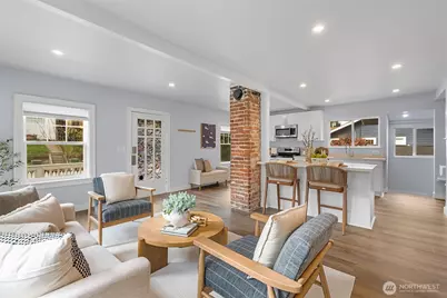 6058 6th Avenue NE, Seattle, WA 98115 - Photo 4