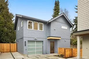 2846 35th Ave W, Seattle, WA 98199 - Photo 2