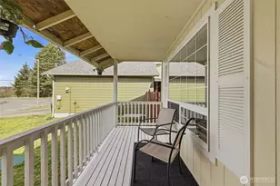 9807 Donovan Ct SE, Yelm, WA 98597 - Photo 4