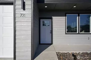 721 S Aster St, Soap Lake, WA 98851 - Photo 2