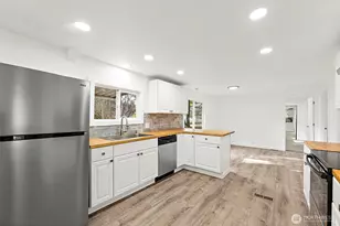 21 E North Lake Dr, Shelton, WA 98584 - Photo 8