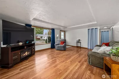 737 3rd Avenue NE, Pacific, WA 98047 - Photo 8