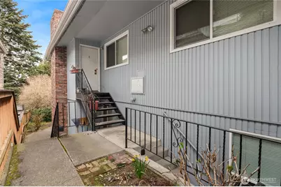 633 W Emerson Street, Seattle, WA 98119 - Photo 10