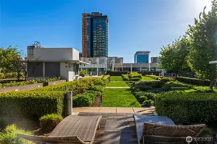 583 Battery St, Seattle, WA 98121 - Photo 32