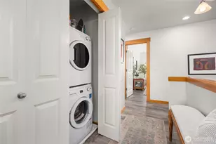 325 Winslow Way W, Bainbridge Island, WA 98110 - Photo 16