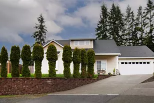 13914 SE 136th Pl, Renton, WA 98059 - Photo 2