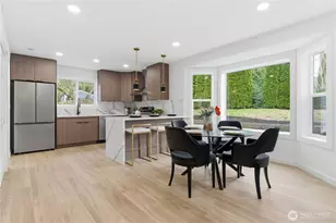 8828 NE 152nd St, Kenmore, WA 98028 - Photo 14