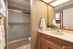 2533 NE 83rd St, Seattle, WA 98115 - Photo 22