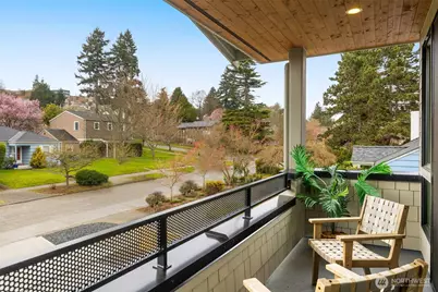 2844 35th Avenue W, Seattle, WA 98199 - Photo 10