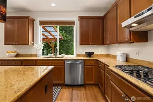 12612 Eagles Nest Dr, Mukilteo, WA 98275 - Photo 10