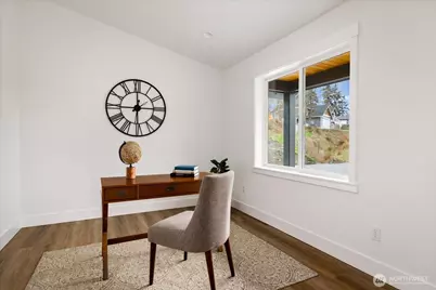 4817 Lawrence Avenue, Freeland, WA 98249 - Photo 18