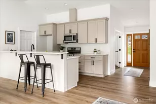 4817 Lawrence Ave, Freeland, WA 98249 - Photo 16