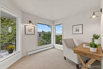 221 8th Avenue W, Kirkland, WA 98033 - Photo 16