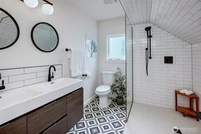 1919 11th Avenue E, Seattle, WA 98102 - Photo 22