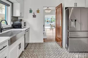 1919 11th Ave E, Seattle, WA 98102 - Photo 12