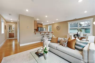 6309 30th Avenue SW, Seattle, WA 98126 - Photo 8