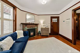 125 Warren Ave N, Seattle, WA 98109 - Photo 12