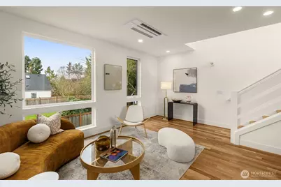 2844 35th Avenue W #B, Seattle, WA 98199 - Photo 10