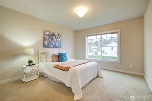 10705 176th Ave E, Bonney Lake, WA 98391 - Photo 32