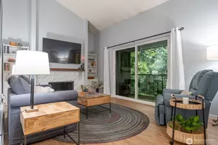 17514 151st Ave SE, Renton, WA 98058 - Photo 1