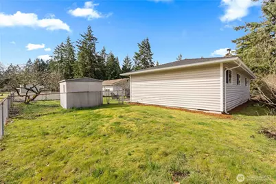 9216 Madrone Circle W, University Place, WA 98467 - Photo 34
