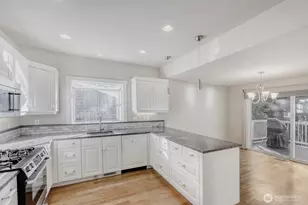 15000 Village Green Dr Dr, Mill Creek, WA 98012 - Photo 10