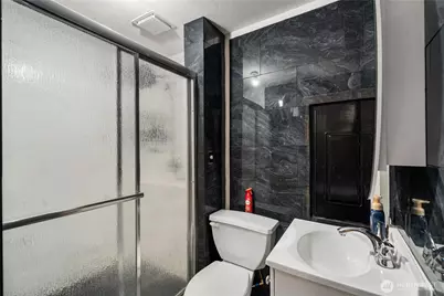 6019 Alameda Ave W, University Place, WA 98467 - Photo 22