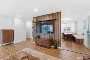 2707 W 6th Pl, Kennewick, WA 99336 - Photo 4