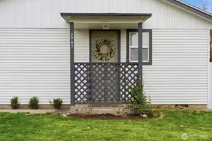 2707 W 6th Pl, Kennewick, WA 99336 - Photo 2