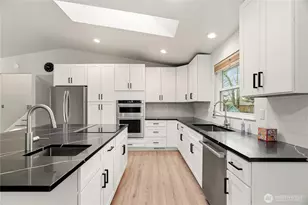 2401 185th Pl SE, Bothell, WA 98012 - Photo 20