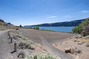 878 SW Hunter Ave, Quincy, WA 98848 - Photo 6