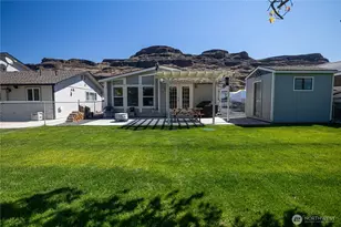 878 SW Hunter Ave, Quincy, WA 98848 - Photo 2