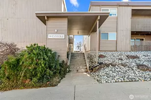 407 Oregon St, Wenatchee, WA 98801 - Photo 4