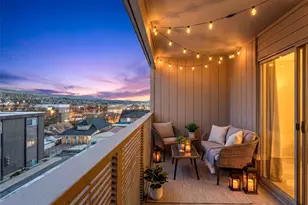 407 Oregon St, Wenatchee, WA 98801 - Photo 2