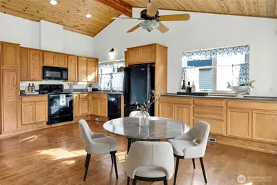 30 E Weymouth Place, Shelton, WA 98584 - Photo 14