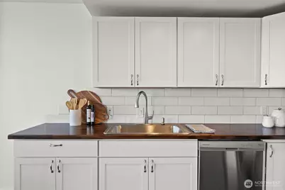 2002 N 30th Street #101, Tacoma, WA 98403 - Photo 16